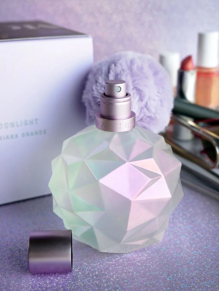 Ariana Grande Moonlight